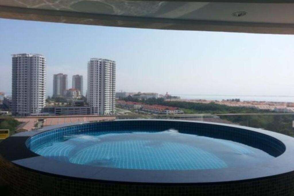 118: Cosy 2-bedroom With Seaview Pangsapuri Georgetown